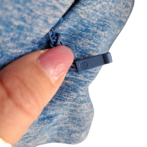 Lululemon Men’s Surge Warm Pullover Crew Heathered Blue Rulu Size Medium - Picture 7 of 8